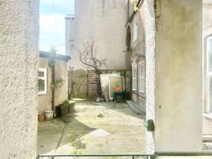 Photo 21- click for photo gallery